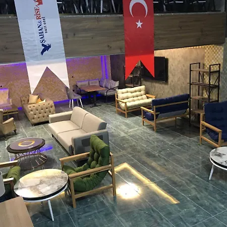 Oda ve Kahvaltı Rıse Suıt